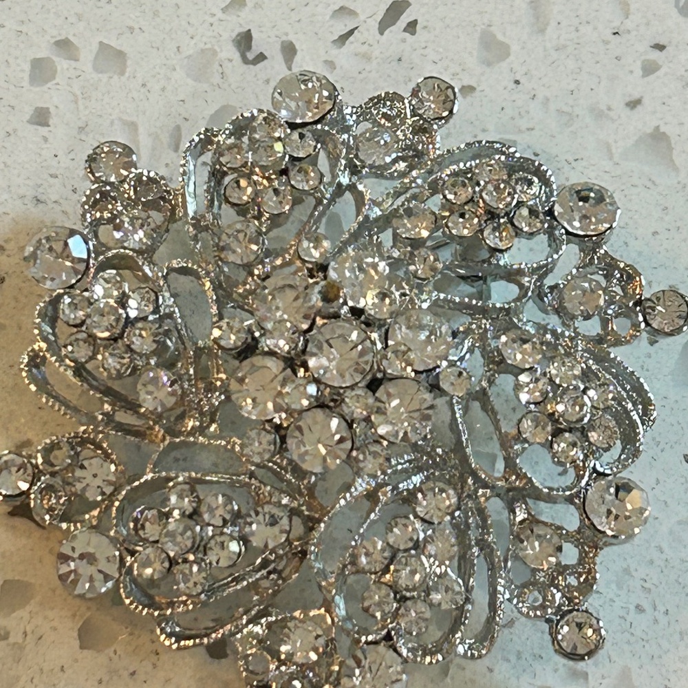 Vintage Rhinestone Brooch